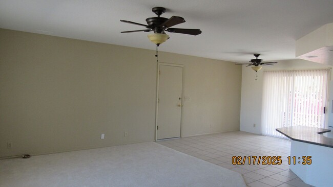 Building Photo - 3 Bed 2 Bath 2 Car Garage with ample parking