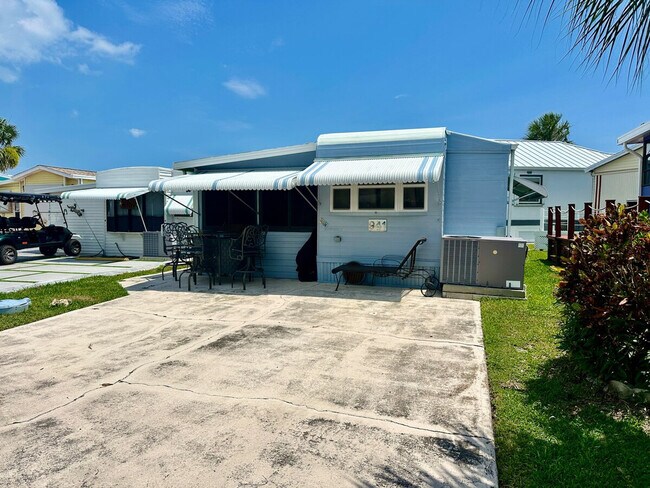 Foto del edificio - 941 Nettles Blvd