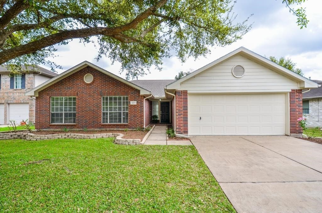 Foto principal - 1405 Manor Dr