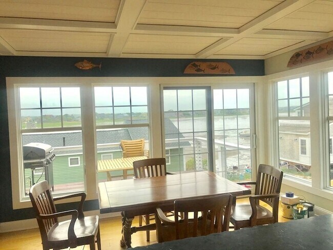 Foto del edificio - 85 Northern Blvd