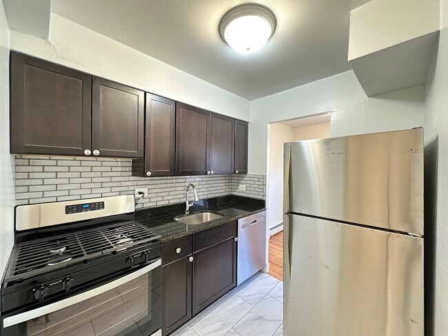 Foto del edificio - 6830 N Sheridan Rd