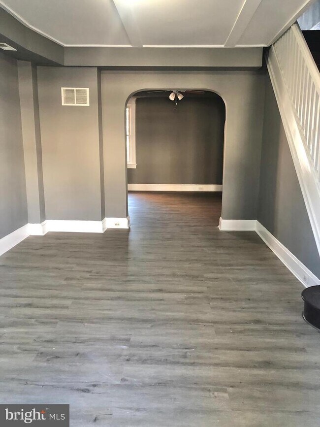 Photo - 4251 Nicholas Ave House