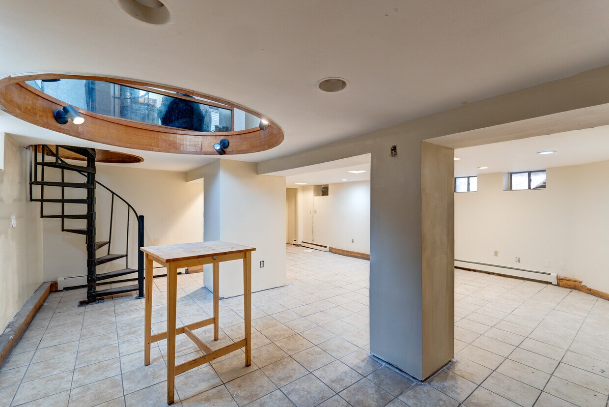 Foto principal - 26 Lynwood Pl