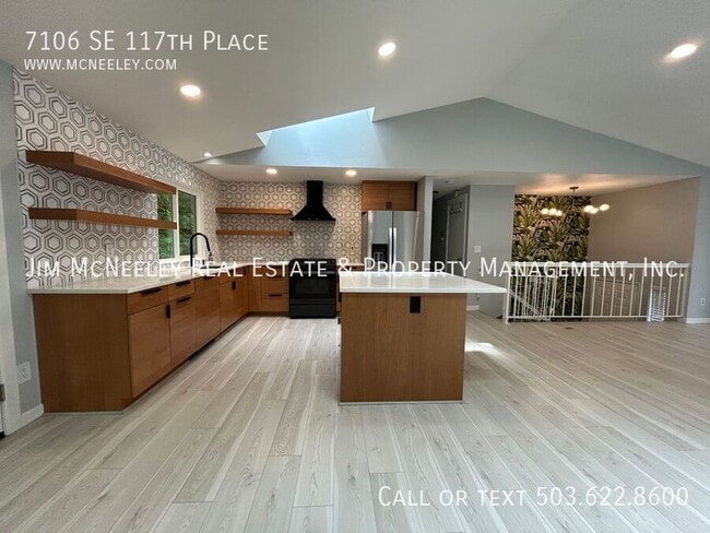 Building Photo - 7106 SE 117th Pl