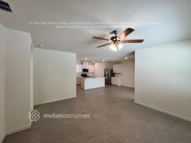 Building Photo - 9667 Seaspray Dr