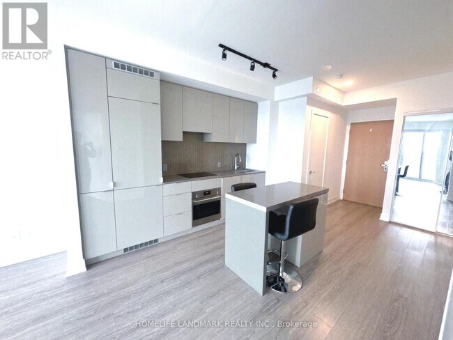 Photo du bâtiment - 7 Grenville St