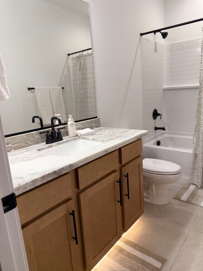 Foto del edificio - 9234 S 169th Dr