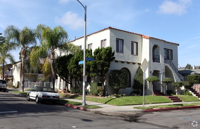 Building Photo - 1053-1057 Mira Mar Ave