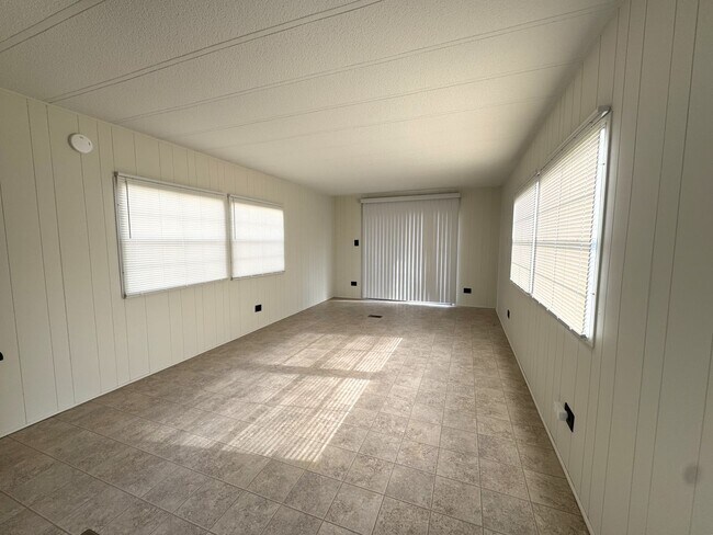 Foto del edificio - Single Family Manufactured Home- Ready for Move In!