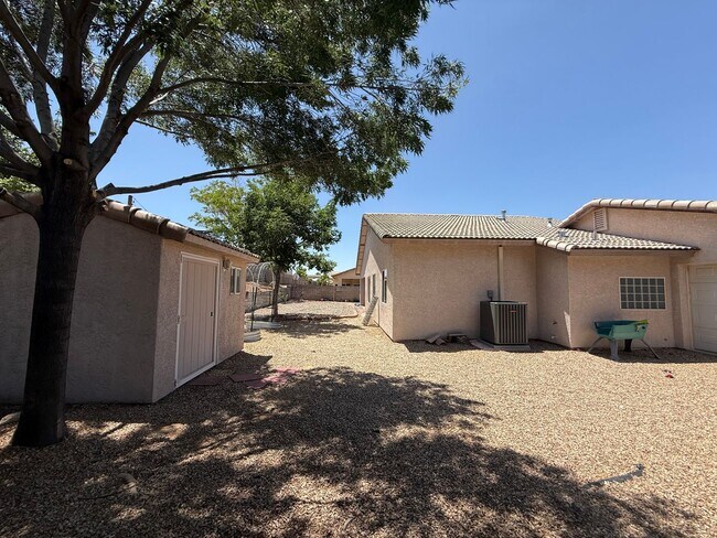 Foto del edificio - 3 Bedroom 2 Bathroom Home