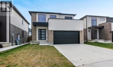 Building Photo - 92 Poole Cres