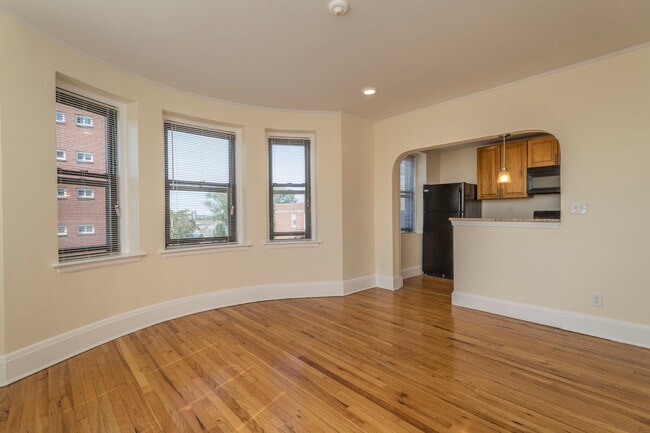 Foto del edificio - 123 Highland Ave