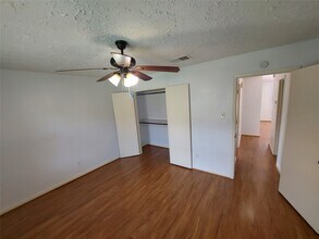 Building Photo - 3807 Quiet Pl Dr