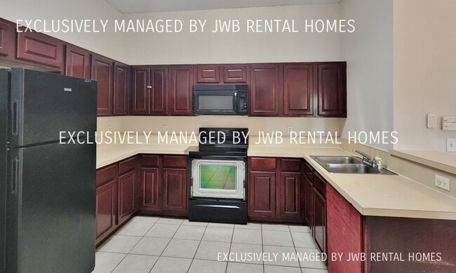 Building Photo - 1448 Sioux Lookout Dr