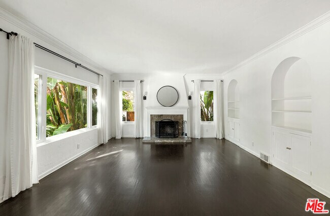 Foto del edificio - 6213 W 6th St