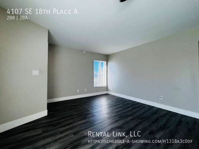 Foto del edificio - 4107 SE 18th Pl