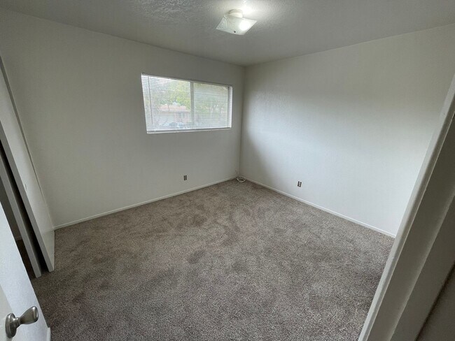 Foto del edificio - Charming Townhouse (2 Bed / 1.5 Bath)