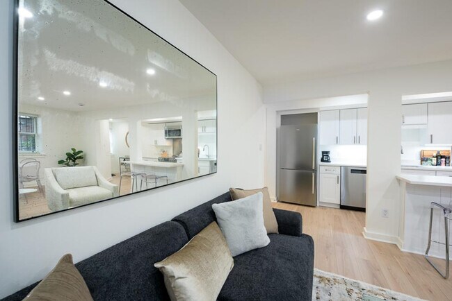 Foto del edificio - 1334 Corcoran St NW