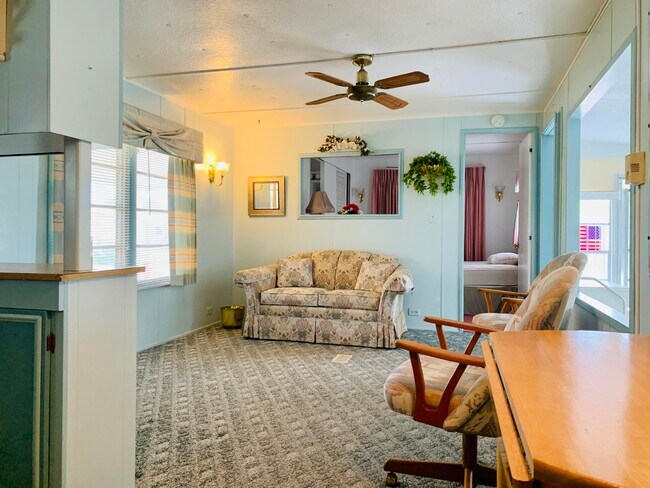 Foto del edificio - 8167 SE Swan Ave