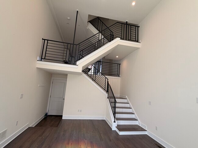 Foto del edificio - 2421 Manton St
