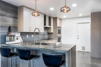 Building Photo - 4718 Amberwood Ct