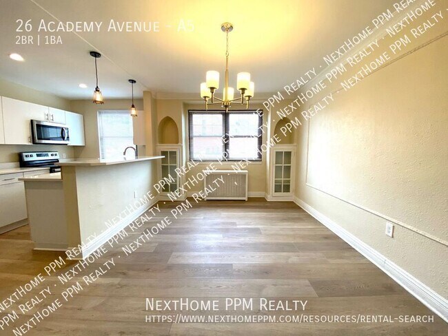 Foto del edificio - Great Space! Large 2 Bedroom, laundry in u...
