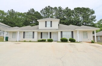 Building Photo - 11 Shaley St