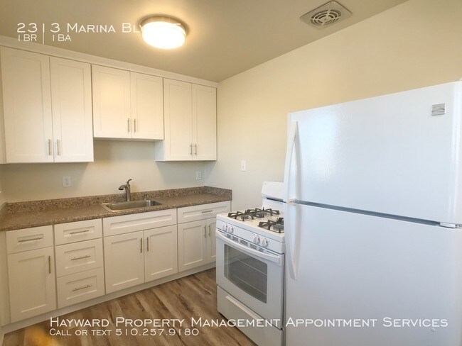 Building Photo - 2313 Marina Blvd