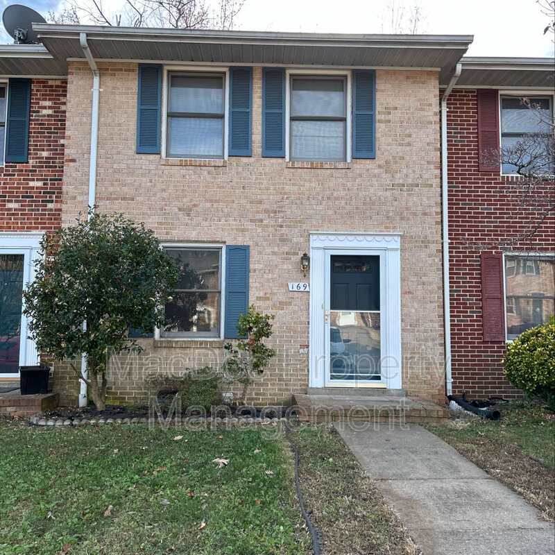 Foto principal - 169 Farrell Ln