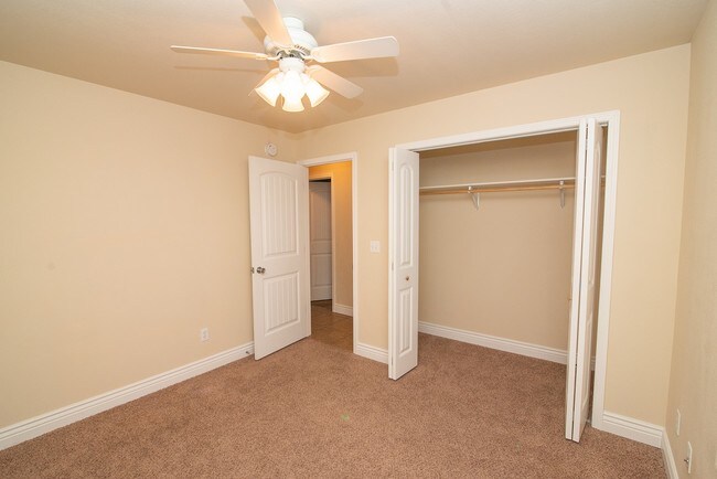 Building Photo - 205 Rylee Cir