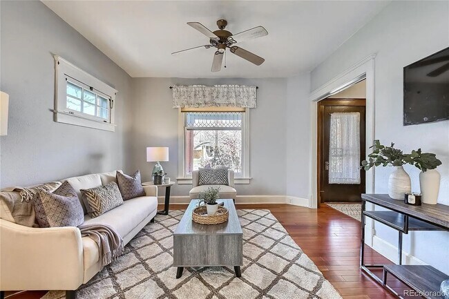 Building Photo - 4188 Winona Ct