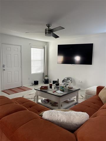 Building Photo - 2636 Kingsman Dr