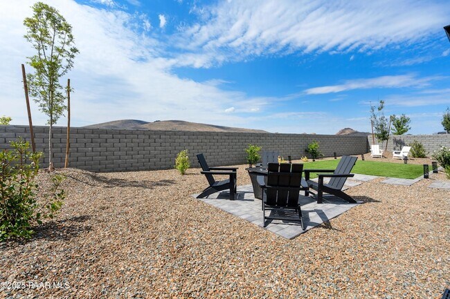 Foto del edificio - 5999 Finch Pl