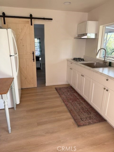 Building Photo - 4401 Portola Ave