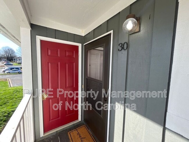 Building Photo - 7510 Woods Ln