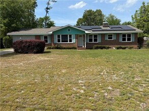 Building Photo - 611 Galloway Dr