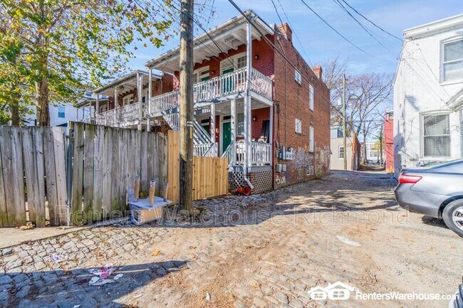 Building Photo - 411 Gilmer St