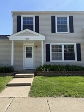Building Photo - 1267 Prairie Ave