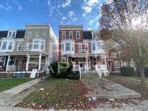 Building Photo - 266 W Jackson St