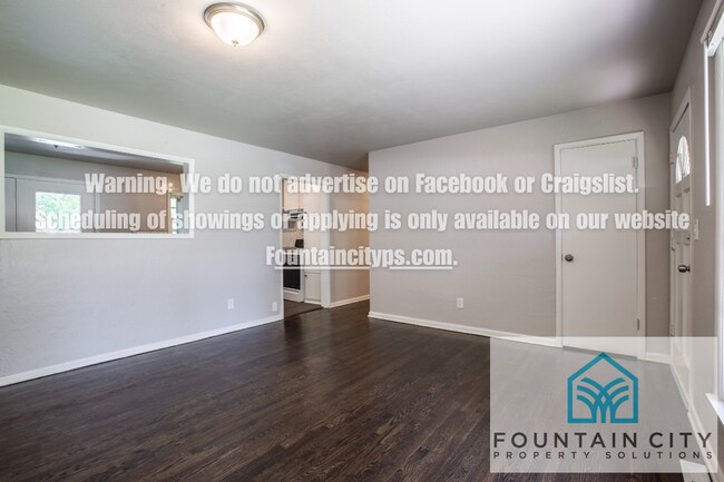 Building Photo - 1808 N Kiger Rd