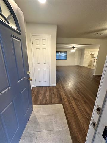 Building Photo - 1017 Calcutta St