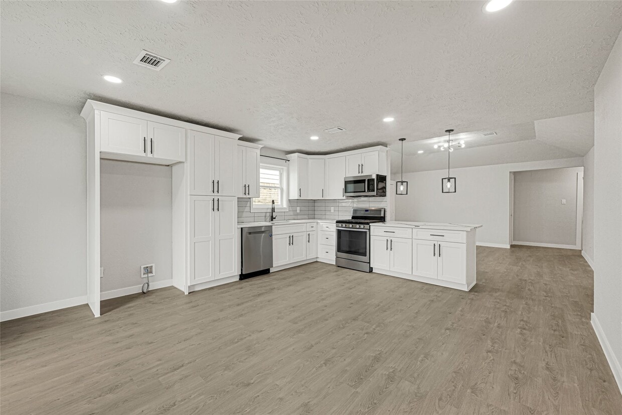 Foto principal - 15322 Bedford Glen Dr