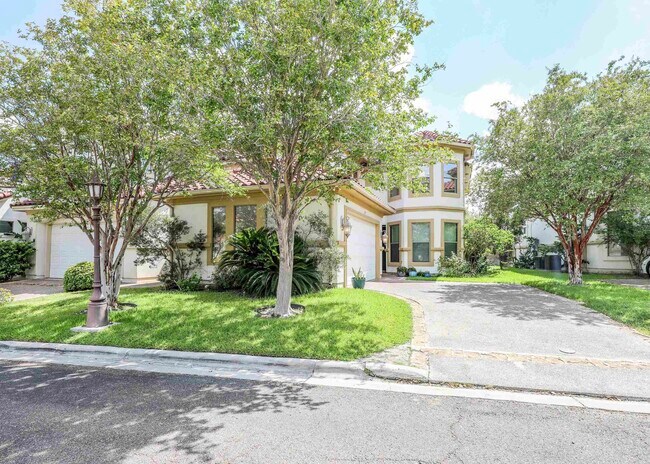 Foto del edificio - 7207 Lake Victoria Rd