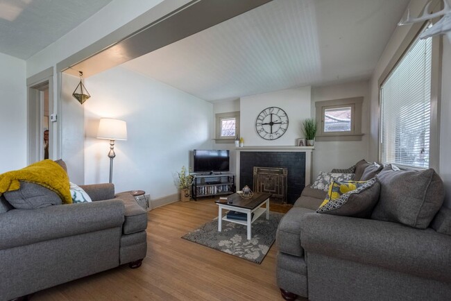 Foto del edificio - 409 E Coatsville Ave