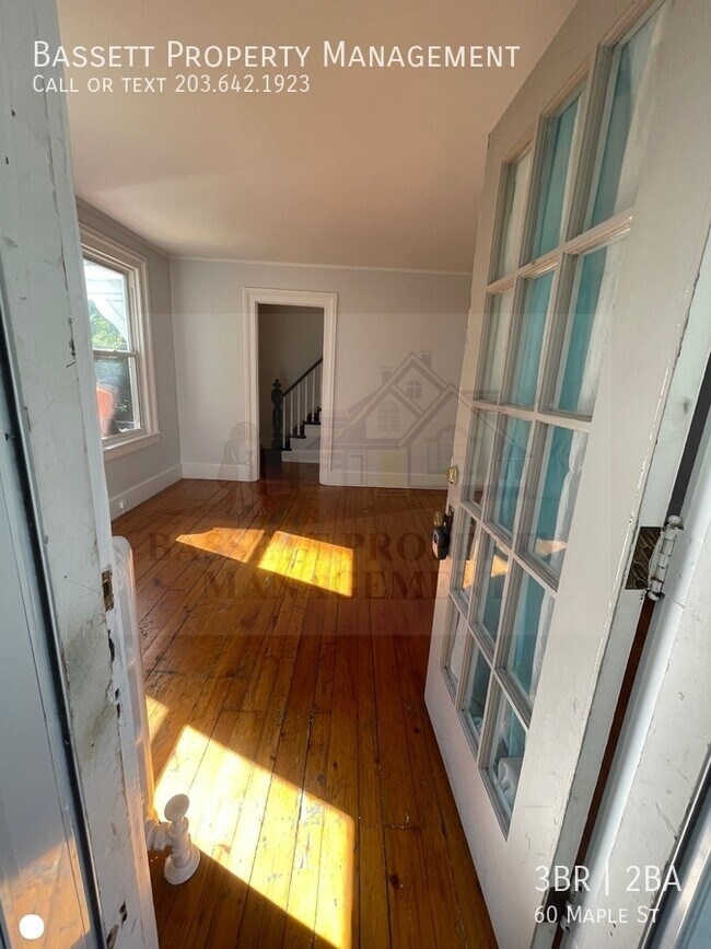 Foto del edificio - 60 Maple St