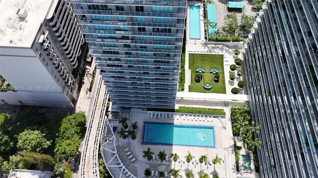 Foto del edificio - 1111 SW 1st Ave