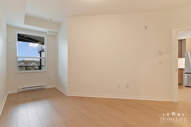 Building Photo - Charming 1 Bedroom + Den Condo in the Heart of Langley City