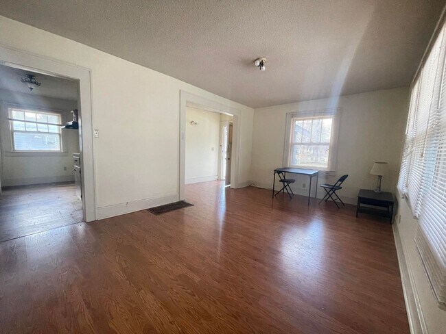 Foto del edificio - 3/1 close to MSU