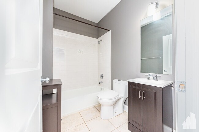 Foto del edificio - 4218 S King Dr