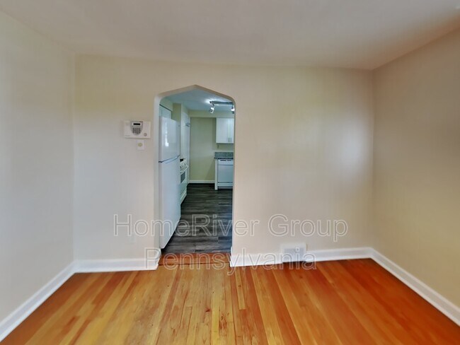 Foto del edificio - 401 Fernhill Ave